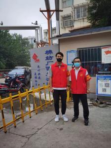 市文旅集團(tuán)一線戰(zhàn)“疫”之：“帥飛了”組合秒變“救火勇士”，“暖心”大白全心全意為居民服務(wù)